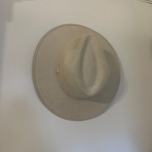 Wide brim suede hat